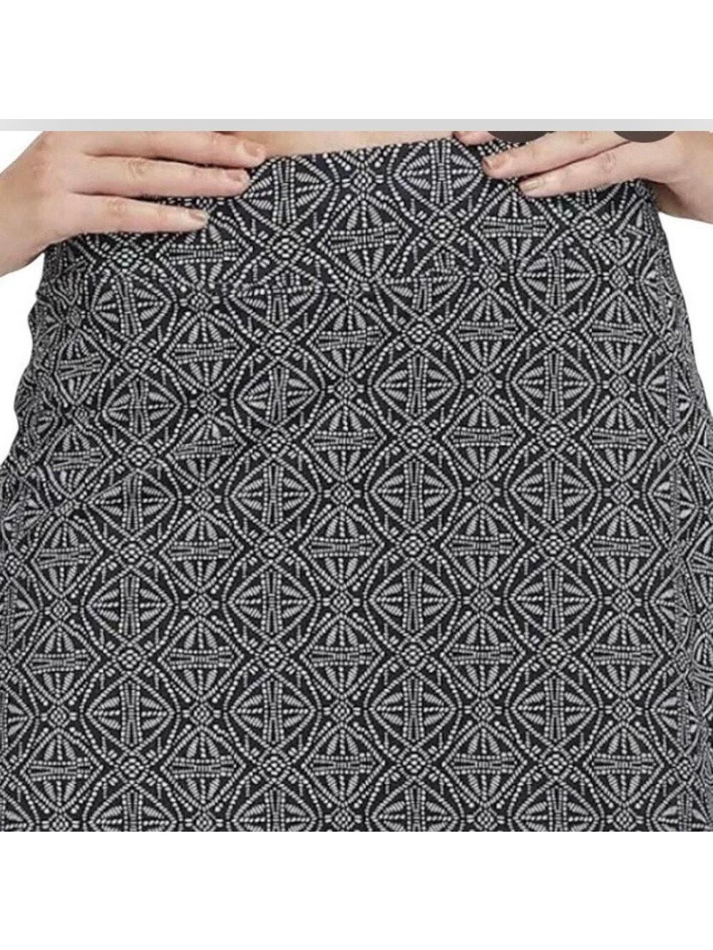 RipSkirt Hawaii Black Pearl Batik Length 2 Size Large Wrap Skirt